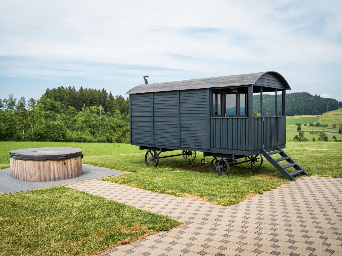 Holiday house Hölzer's Farm Holiday Home - Outdoor photo 2