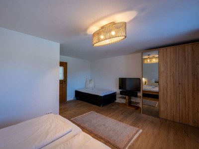 Holiday house Hölzer's Farm Holiday Home - Features photo 35