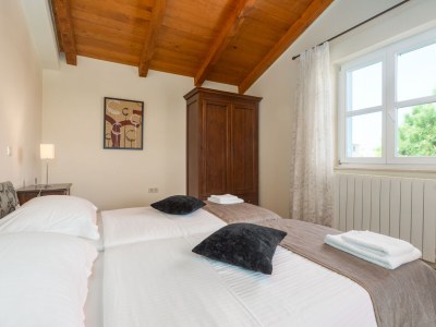 Villa Santa Maria Domenica for up to 12 persons - Features photo 29