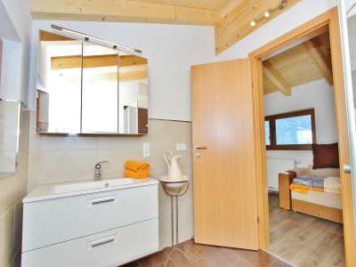 Apartment Apartment in Hollersbach near Ski Lift - Features photo 19