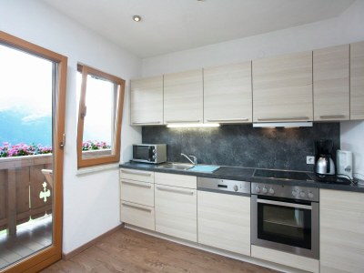 Apartment Apartment in Hollersbach near Ski Lift - Features photo 20