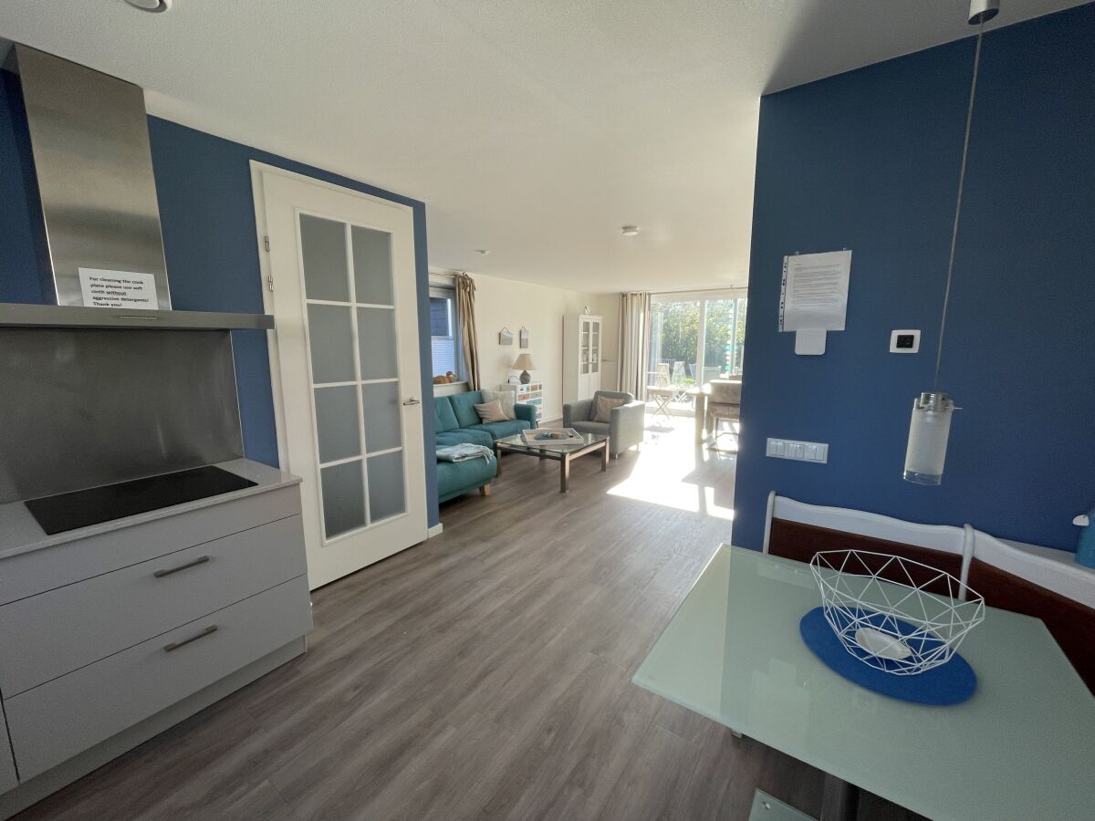 Holiday house Zwanebloem 16 - Features photo 5