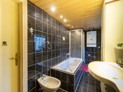 Apartment Gemütliche Ferienwohnung in Wismar mit Holzofen - Features photo 14