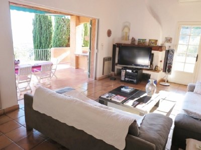 Villa H045 with infinity pool and sea views - Features photo 11