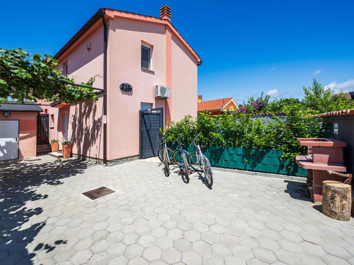 Holiday house Greta - Outdoor photo 2