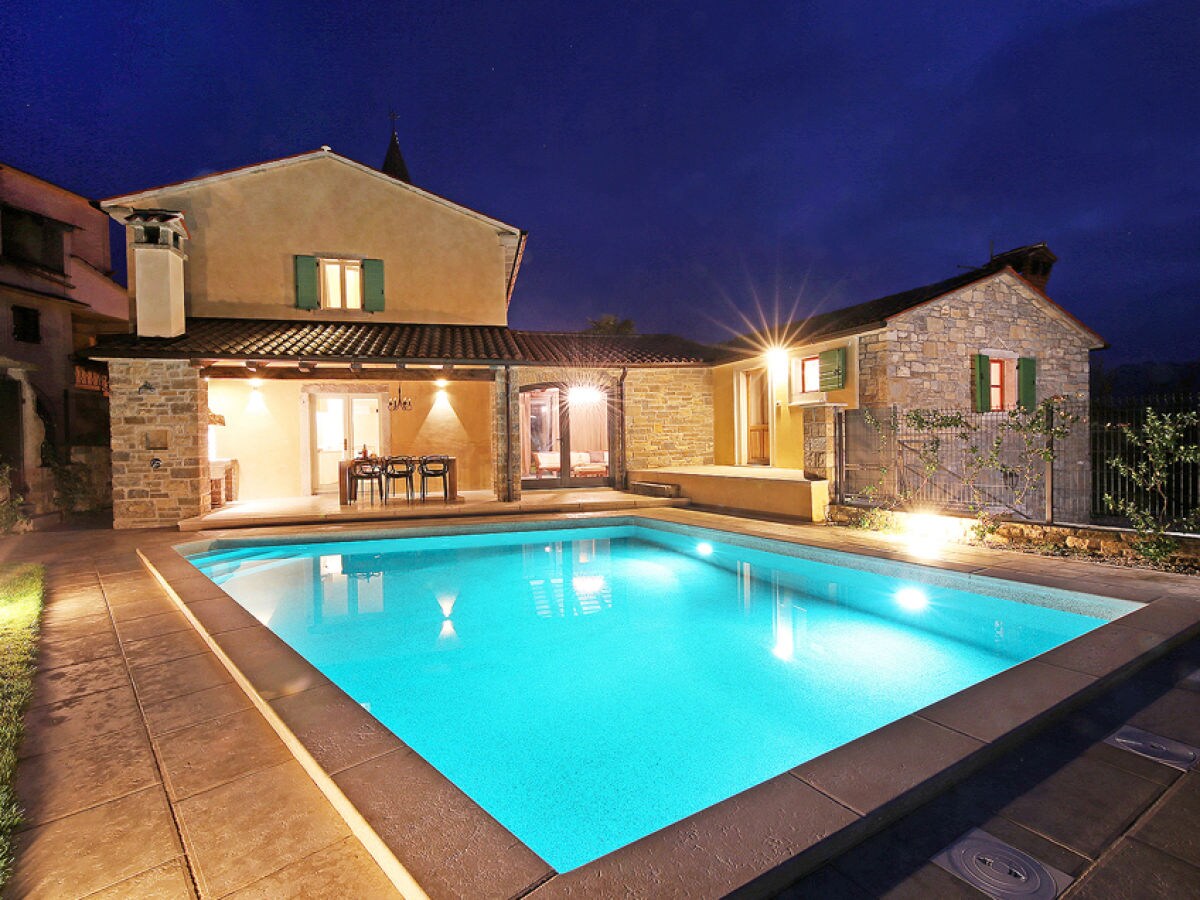 Villa Benvenuti with heated pool - Outdoor photo 2