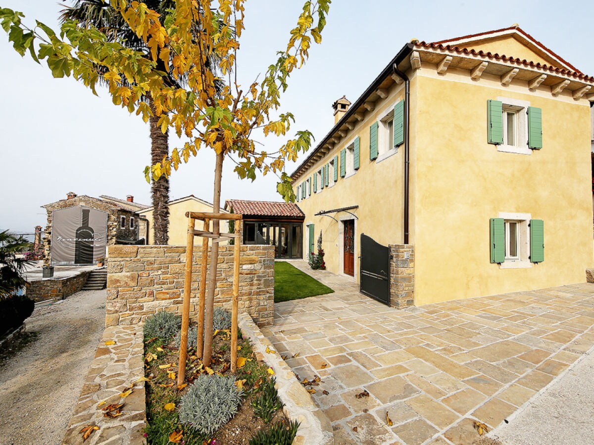 Villa Benvenuti with heated pool - Outdoor photo 3