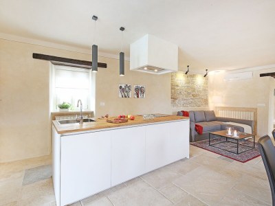 Villa Benvenuti with heated pool - Features photo 17