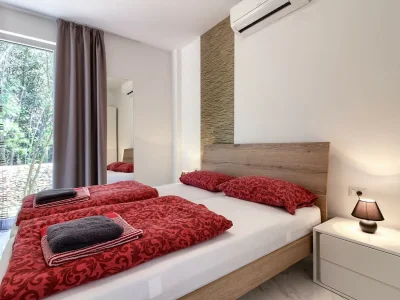 Villa Sandra with private pool, 900m beach - Features photo 22