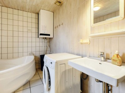 Holiday house 8 Personen Ferienhaus in Væggerløse-By Traum - Outdoor photo 36