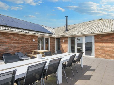 Holiday house 12 person holiday home in Harboøre-By Traum - Outdoor photo 2
