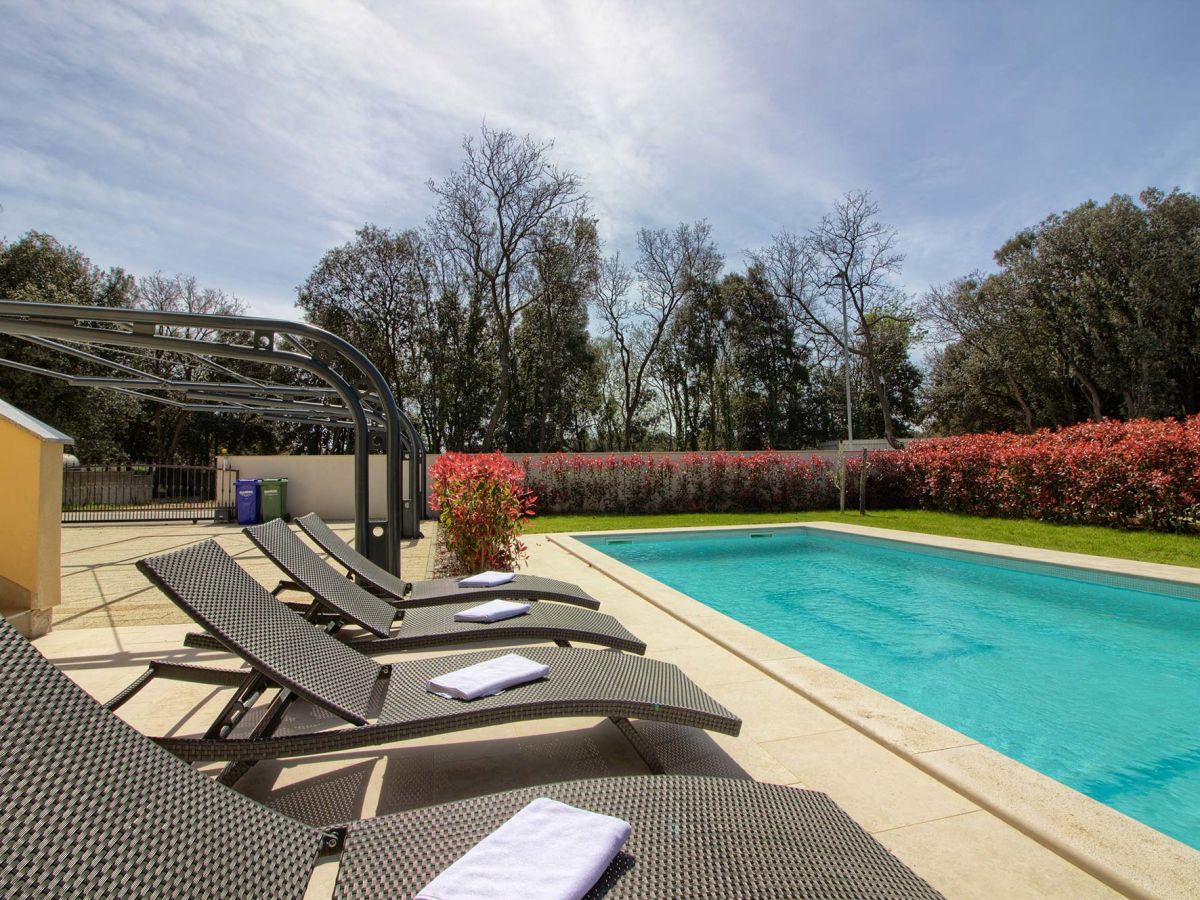 Villa Banjole-Mar mit Meerblick ,Strand 200m - Outdoor photo 3