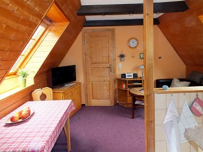 Holiday apartment Guest house "Zum Lilienstein" - upper floor in Bad Schandau - Prossen - Holiday apartment