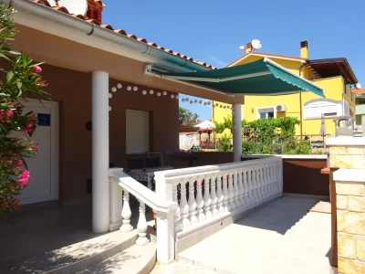 Holiday house Alenka - Outdoor photo 3