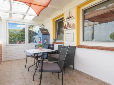 Bungalow Schöner Bungalow in Poel in Strandnähe - Outdoor photo 2