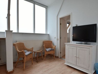 Apartment Apartment in Bergen aan Zee near Beach - Features photo 14
