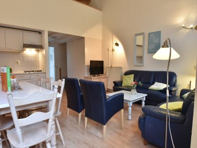 Apartment Holiday Home in Bergen near North Sea Beach - Features photo 11