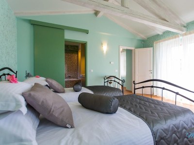 Holiday house Stupenda - Features photo 34