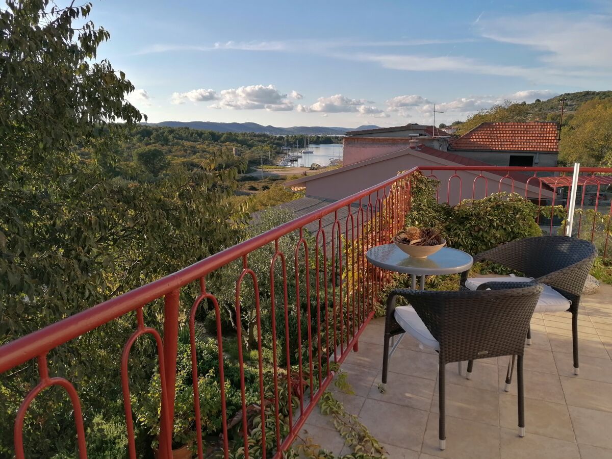 Holiday house Lastavica. - Outdoor photo 5