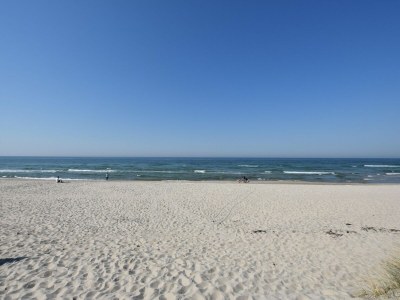 Apartment Charmante Ferienwohnung mit Garten in Wiek - Environment photo 28