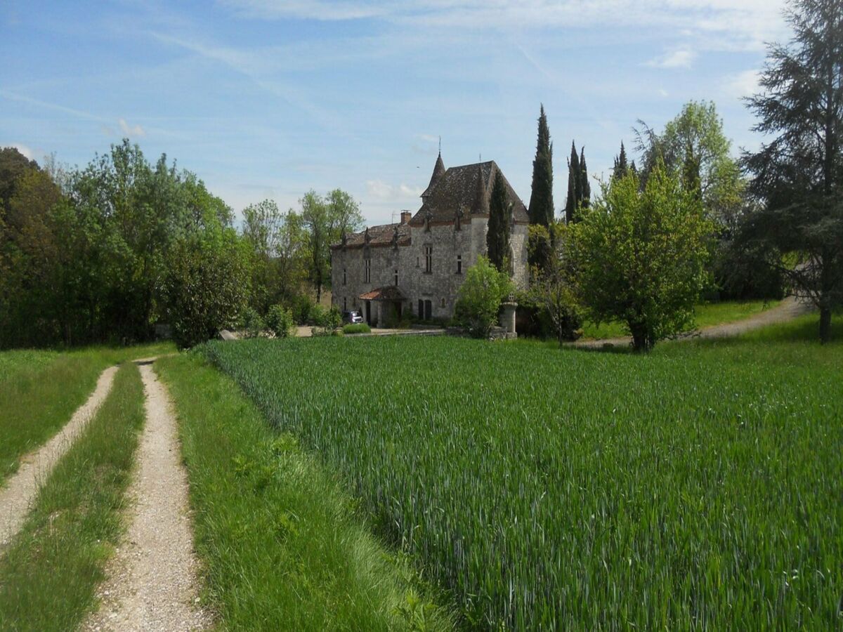 Castle Château in Nouvelle-Aquitaine with Pool & Views - Outdoor photo 3