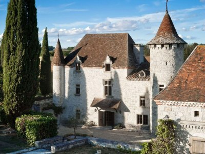 Castle Château in Nouvelle-Aquitaine with Pool & Views - Outdoor photo 9