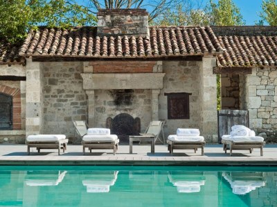 Castle Château in Nouvelle-Aquitaine with Pool & Views - Outdoor photo 10