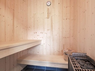 Holiday house 10 person holiday home in Großenbrode - Outdoor photo 9