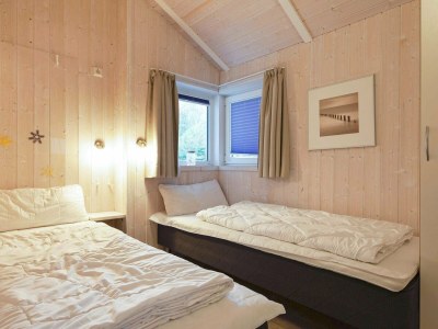 Holiday house 6 person holiday home in GROEMITZ - Outdoor photo 6