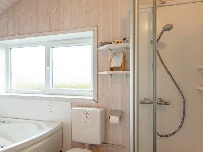 Holiday house 6 person holiday home in GROEMITZ - Outdoor photo 13