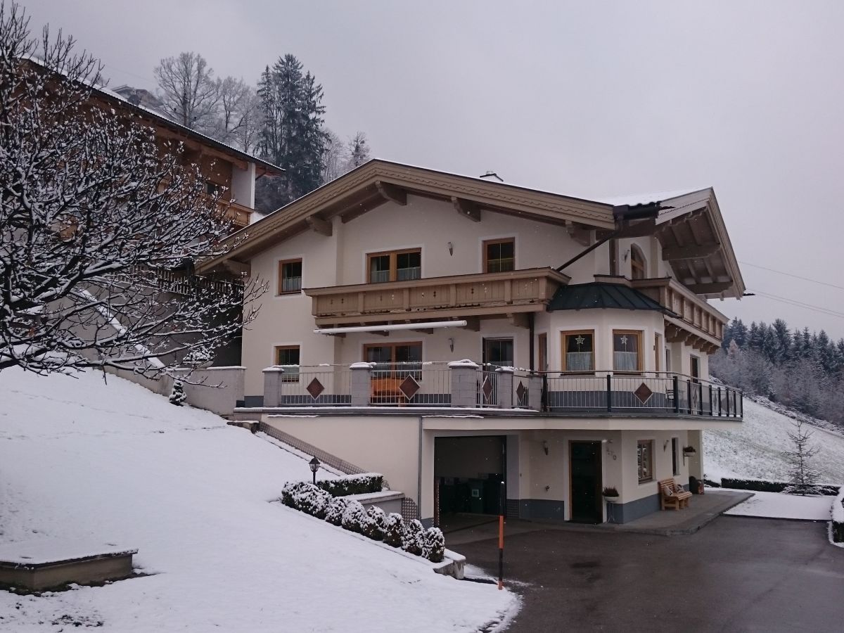 Holiday apartment "House Angelika" - Outdoor photo 2