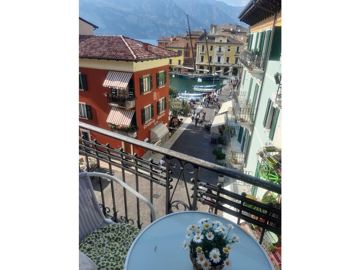 Holiday apartment im Zentrum von Malcesine - Outdoor photo 3