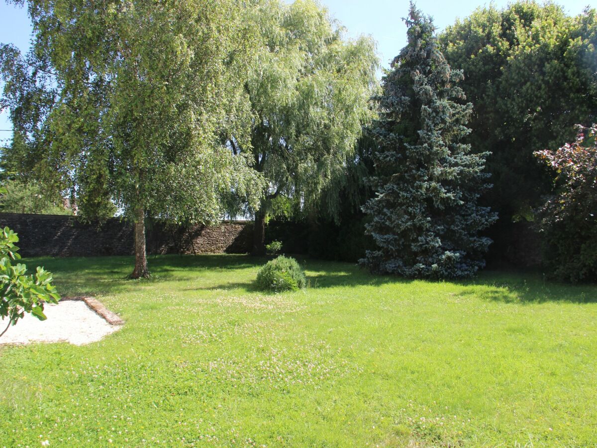Holiday house Elegantes Familienhaus in Bouix - Outdoor photo 3
