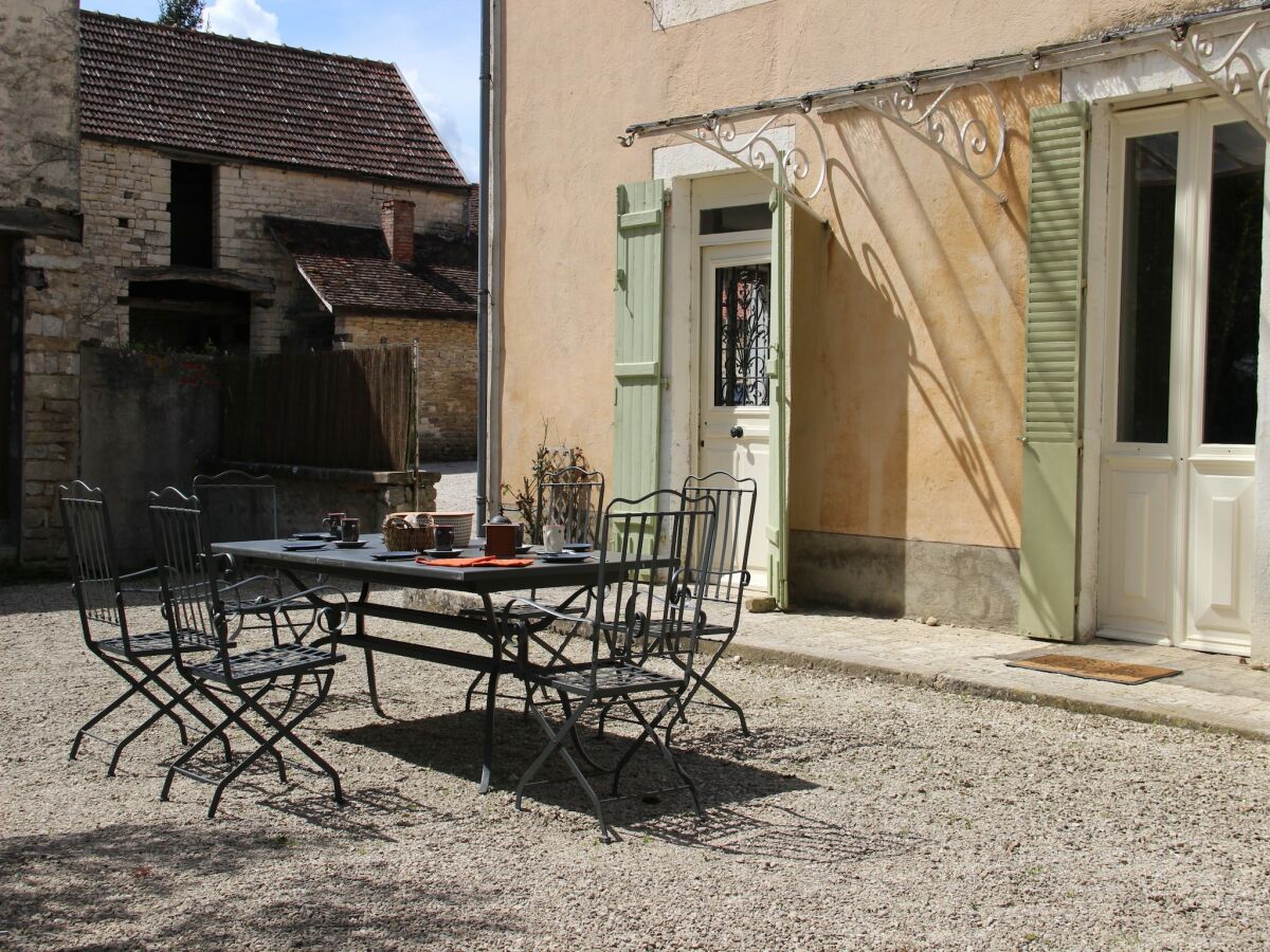 Holiday house Elegantes Familienhaus in Bouix - Outdoor photo 5