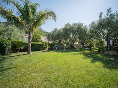 Apartment Apartment in Gasponi with Mountain Views - Outdoor photo 5