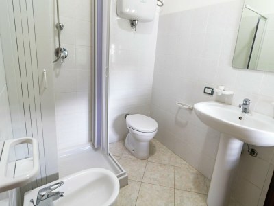 Apartment Apartment in Gasponi with Mountain Views - Features photo 17