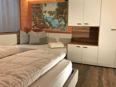 Holiday apartment Ferienwohnung Residenza Torri - fantastic lake view - Features photo 9