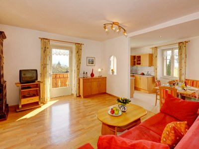 Holiday apartment Schrenteweinhof 1 in Lana - Holiday apartment