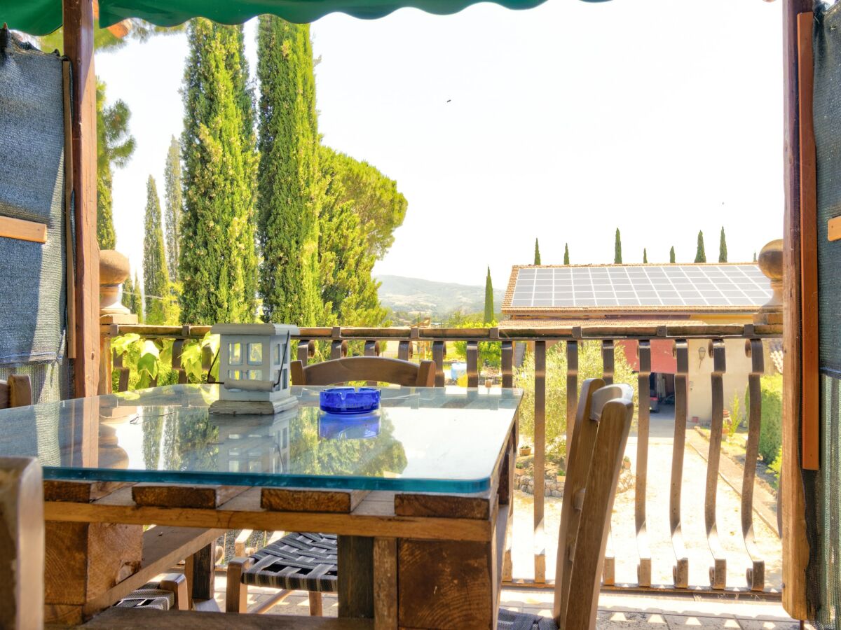 Farmhouse Farmhouse in Marsciano with Pool and Vineyards - Outdoor photo 2