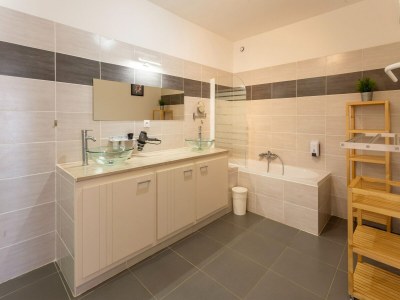 Villa Malerische Villa in Montmeyan mit Pool - Features photo 25