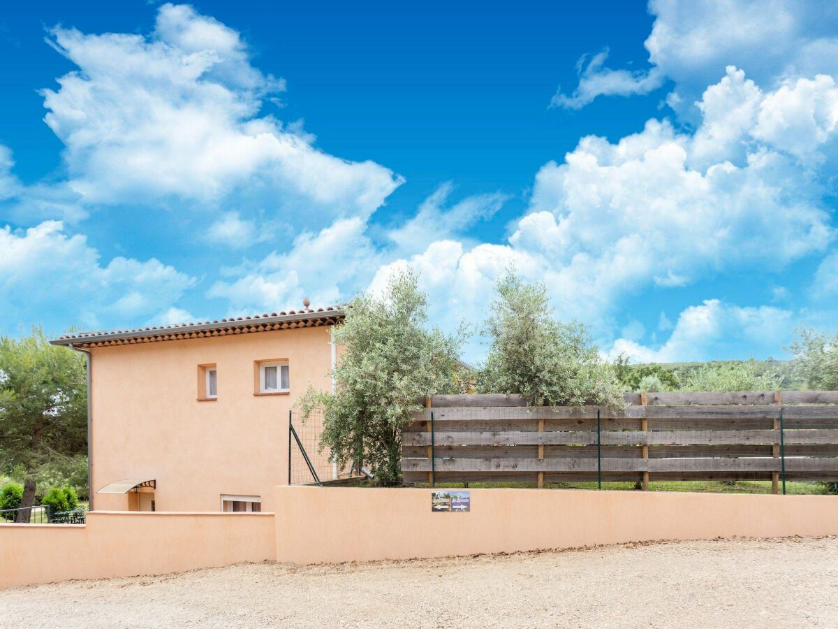 Villa Sensational holiday home with pool - Outdoor photo 4