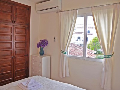 Holiday apartment La Perla - South facing, Sun morning to evening - Features photo 15