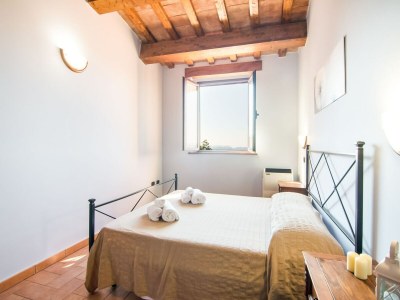 Farmhouse Panoramic Countryside Home - Features photo 17