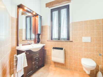 Farmhouse Panoramic Countryside Home - Features photo 22