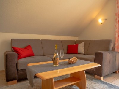 Holiday apartment 'Held' in a guesthouse amidst the vineyards - Features photo 19