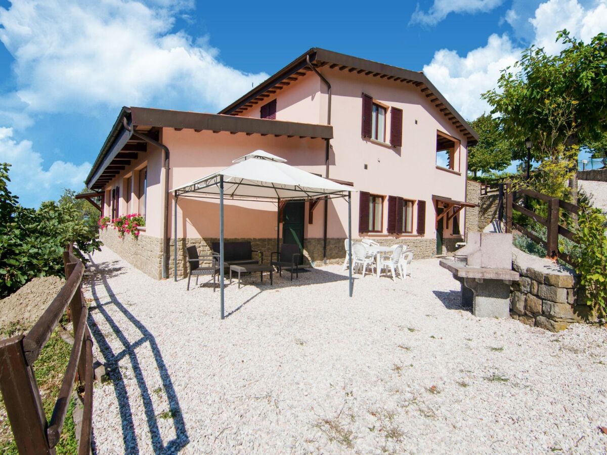 Farmhouse Bauernhaus in Apecchio mit Aussicht - Outdoor photo 2