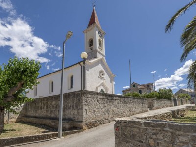 Holiday house Baras garden house with a large pool - Environment photo 25