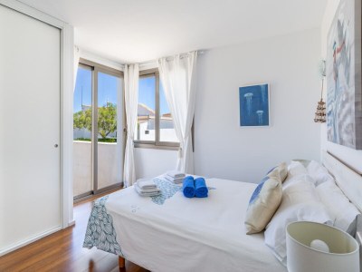 Holiday house with terrace and panoramic sea view - Features photo 21