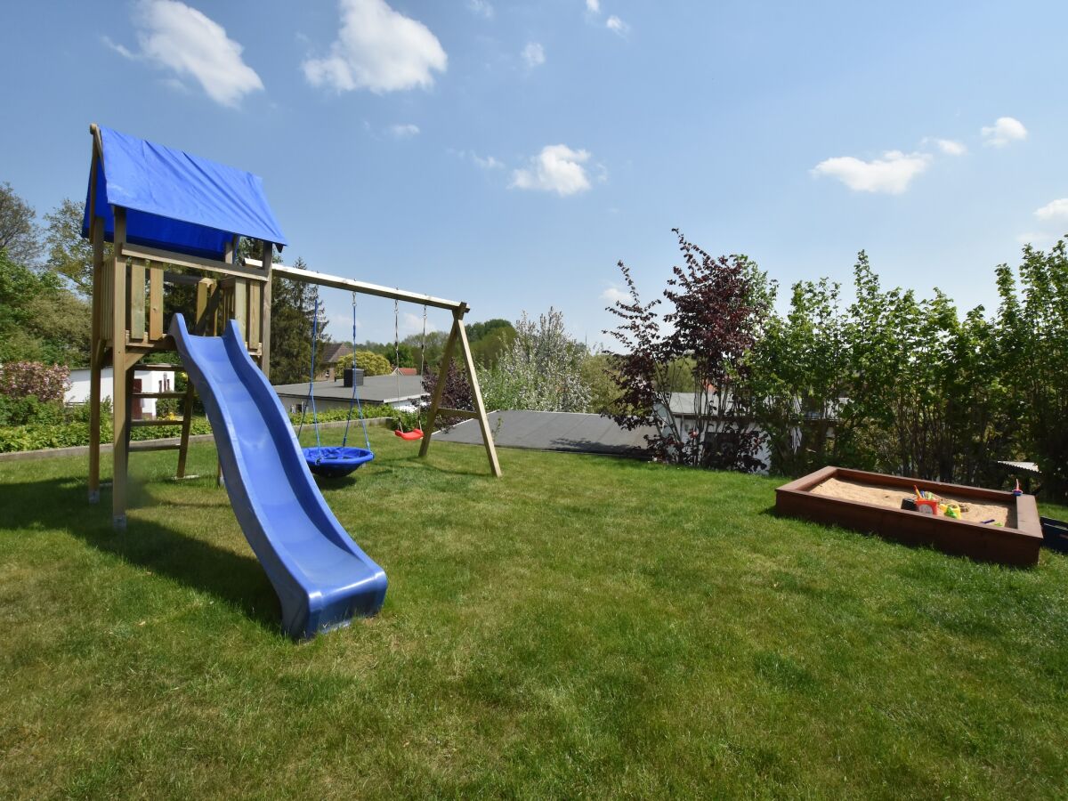 Apartment Einladende Ferienwohnung in Kluetz nahe der Ostsee - Outdoor photo 4