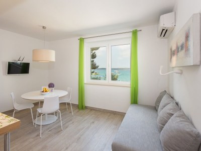 Holiday apartment Modern Luxus 20 m vom Meer - Features photo 6